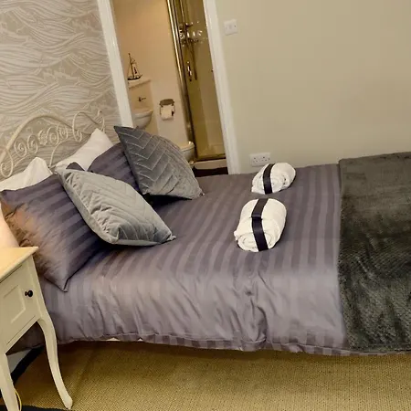Rockcliffe Boutique 3 Apartment Whitby